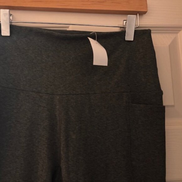 NWT: LOFT Lou & Grey High Waist Heathered Luvstretch Side Pocket Leggings, M - Picture 5 of 6